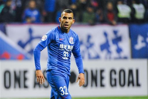 Nhận lương 615.000 bảng/tuần, Carlos Tevez vẫn… chán - 1 Carlos Tevez đã chán đất Trung Quốc?