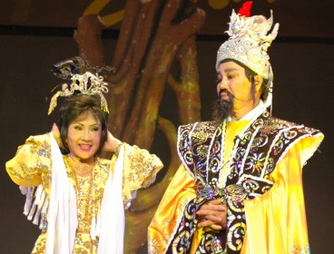 NSND Lệ Thủy, NSƯT Minh Vương, Hữu Châu tiếc thương NSƯT Thanh Sang - 1 NSND Lệ Thủy và nghệ sĩ Thanh Sang