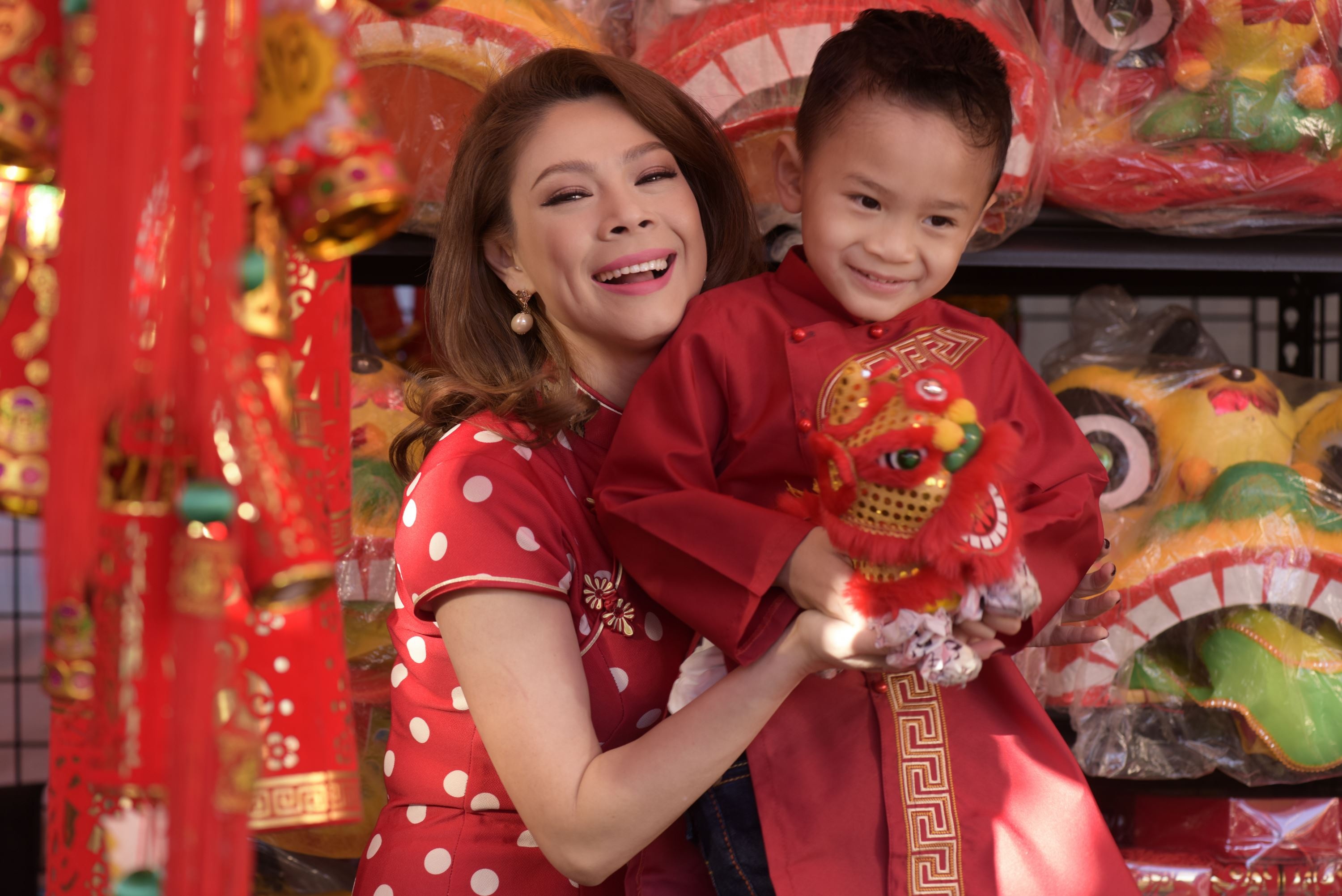 Thanh Thảo chia sẻ cảm xúc ăn tết xa nhà cùng bé Jacky - 2 Thanh Thảo chia sẻ cảm xúc ăn tết xa nhà cùng bé Jacky - 2