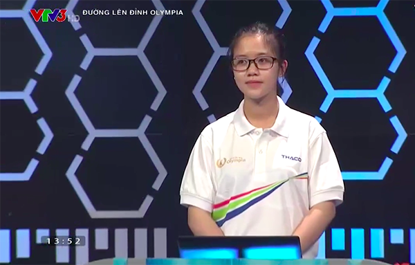 Nụ cười "tỏa nắng" của nữ sinh Hải Dương thi Đường lên đỉnh Olympia - 3 Cô bình tĩnh chấp nhận kết quả cuộc thi.