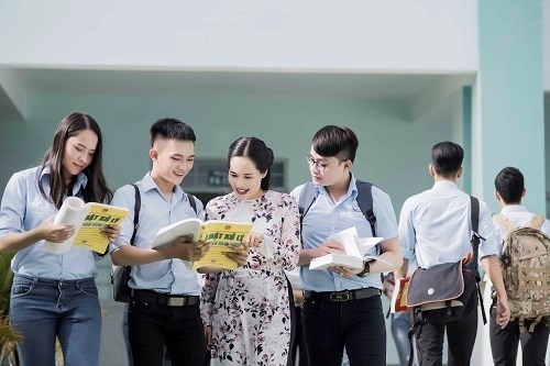 Khơi dậy sức sáng tạo và phẩm chất, năng lực của học sinh - 1 Dạy học sáng tạo là người dạy phải tạo mọi điều kiện, hướng dẫn, hỗ trợ học sinh phát huy tiềm năng, sở trường của mình. (Ảnh minh họa/internet)
