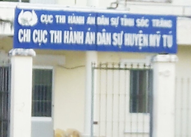 Khai trừ Đảng và cảnh cáo Đảng 2 cán bộ thi hành án tại Sóc Trăng! - 1 Cơ quan thi hành án huyện Mỹ Tú (tỉnh Sóc Trăng), nơi ông Văn Công Mới từng làm Chi cục trưởng và ông Nguyễn Văn Luận đang công tác.