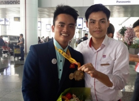“Thần đồng” violin 14 tuổi là Gương mặt trẻ Thủ đô 2016 - 4 Nguyễn Văn Thiết - Huy chương Vàng kỳ thi tay nghề ASEAN