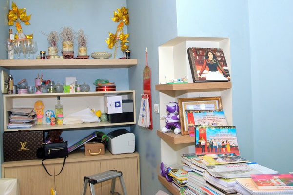 Anh Thơ tiết lộ về chốn bình yên sau cuộc hôn nhân 8 năm đổ vỡ - 9 Cũng như bao người phụ nữ khác, Anh Thơ thích đọc sách, sưu tầm những đồ vật nho nhỏ.