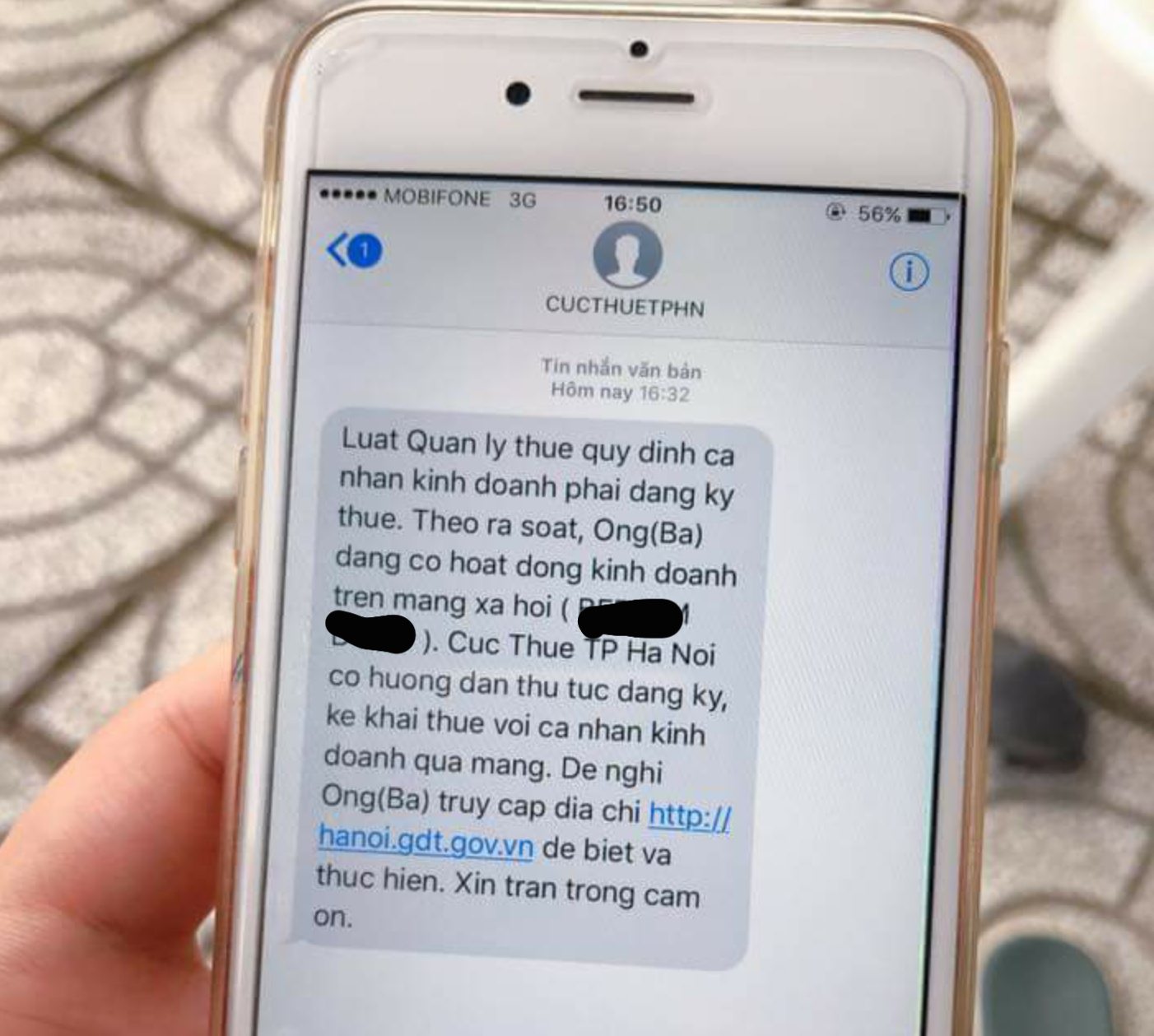 Sau TPHCM, Cục thuế Hà Nội "sờ" tới người kinh doanh trên Facebook - 1
Chủ một tài khoản Facebook chia sẻ với bình luận Cuối cùng đã bị cơ quan Thuế sờ đến.