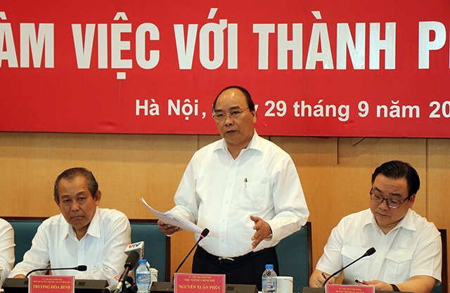 Thủ tướng: Hà Nội phải là thành phố đáng sống - 1 Thủ tướng Nguyễn Xuân Phúc phát biểu chỉ đạo tại buổi làm việc với TP Hà Nội