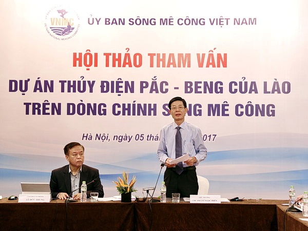 Lo lắng thuỷ điện Pắc-Beng ở Lào ảnh hưởng xấu tới ĐBSCL - 1 Thứ trưởng Bộ Tài nguyên và Môi trường Chu Phạm Ngọc Hiển phát biểu tại hội thảo.
