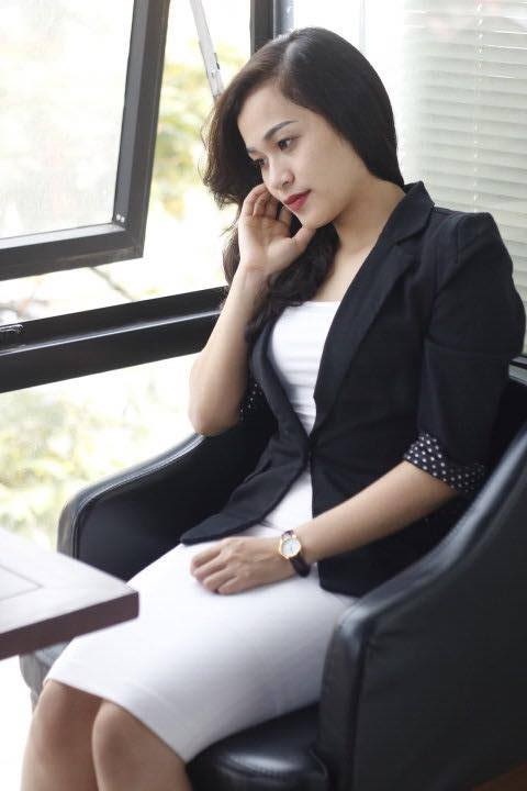 Cô giáo dạy dùng bao cao su: “Tôi từng khóc khi học sinh hỏi vì sao nghỉ dạy” - 3 Cô giáo trẻ này cho biết, cho dù có lời mời hấp dẫn hơn, mình vẫn gắn bó với nghề giáo viên