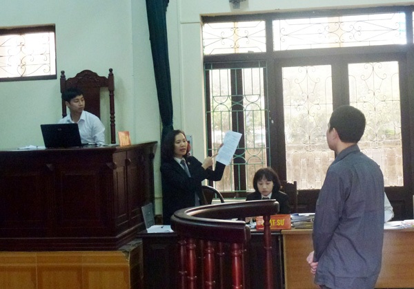 VKSND tỉnh Hưng Yên quy kết sai tội, bị can bị bắt tạm giam gần 3 năm! - 4
VKSND tỉnh Hưng Yên quy kết sai tội với bị cáo Đỗ Văn Chung.