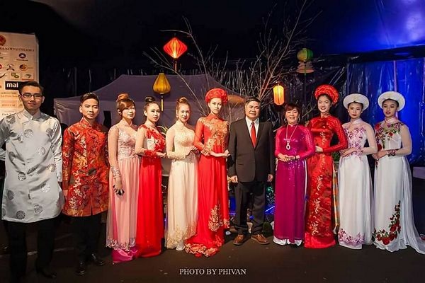 Tình đất, tình người ấm áp - 6 Tình đất, tình người ấm áp - 6
