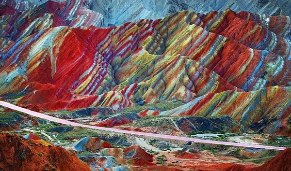 "Phượt" Cam Túc: Thám hiểm canyons, cưỡi lạc đà, camping trên sa mạc… - 1 "Phượt" Cam Túc: Thám hiểm canyons, cưỡi lạc đà, camping trên sa mạc… - 1