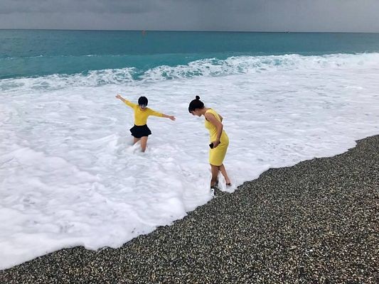 "Đặc sản" Gió ở nơi ngắm hoàng hôn đẹp nhất xứ Đài - 6 Rất thích sỏi ở đây, sạch và đủ hình dạng, đi như được massage chân