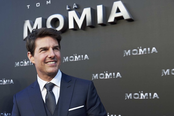 Tom Cruise trẻ trung bên các bạn diễn xinh đẹp - 3
Tom Cruise ở tuổi cận kề lục tuần vẫn rất phong độ, anh đang thực hiện phần mới của phim hành động Điệp vụ bất khả thi