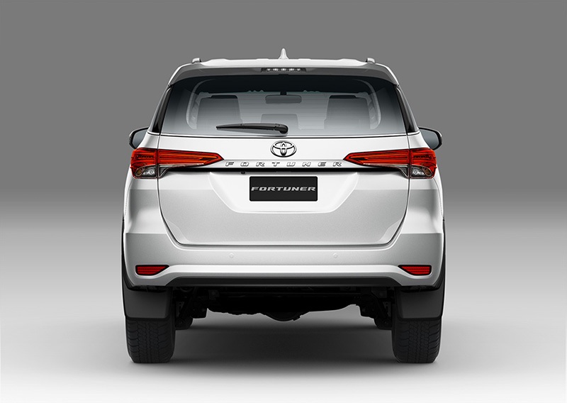 Toyota Fortuner thay đổi lớn, Honda nâng cấp Wave α - 3 Toyota Fortuner thay đổi lớn, Honda nâng cấp Wave α - 3