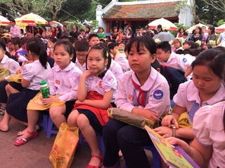 PGS. Văn Như Cương: “Các cuộc thi qua mạng tôi thấy tiêu cực nhiều hơn” - 2 Các cuộc thi nếu làm nghiêm túc sẽ là động lực cho các em tự luyện kiến thức (ảnh minh họa)
