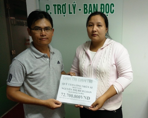 Hơn 72 triệu đồng đến với bé Gia Bảo - 1 Trao quỹ nhân ái đến gia đình chị Nguyễn Thị Bích Loan