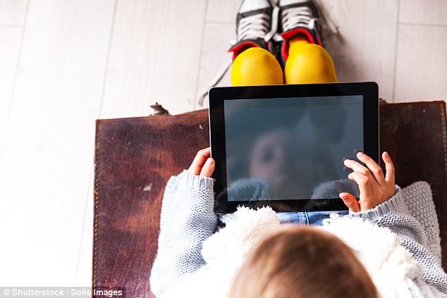 Vì sao cần tuyệt đối không cho trẻ dưới 2 tuổi chơi iPad? - 2 Vì sao cần tuyệt đối không cho trẻ dưới 2 tuổi chơi iPad? - 2