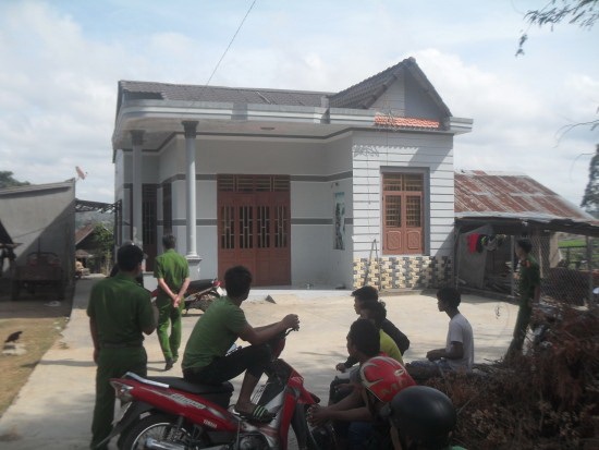 Ngủ không khóa cửa bị trộm đột nhập lấy 500 triệu đồng - 1
Căn nhà bị mất trộm do không khóa cửa khi đi ngủ (ảnh: VKSND huyện)