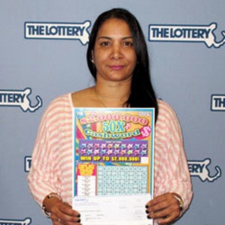 Yokatia Rodriguez trúng số trị giá 1 triệu USD trước khi “quên” không thanh toán 5 thỏi son trong siêu thị