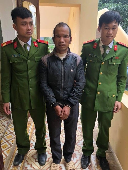 Đôi vợ chồng trẻ bị trộm toàn bộ tiền, quà cưới - 3 Đối tượng Tân bị Công an bắt giữ cùng tang vật vụ án