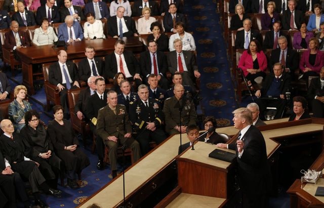 Ông Trump: Hãy tin nước Mỹ một lần nữa - 2
(Ảnh: Reuters)