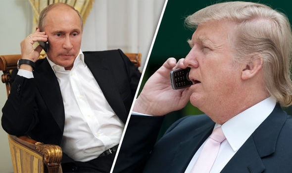 Tiết lộ nội dung cuộc điện đàm đầu tiên giữa Tổng thống Trump và Putin - 1 Tổng thống Nga Vladimir Putin (trái) và người đồng cấp Mỹ Donald Trump (Ảnh: Daily Express)