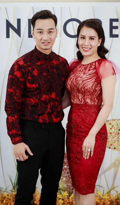Thành Trung từ chối làm MC đám cưới dù được trả cát-sê 200 triệu đồng - 1 Sau đám cưới với nữ tiếp viên hàng không Ngọc Hương, MC Thành Trung nảy ra ý tưởng thành lập công ty chuyên tổ chức tiệc cưới.