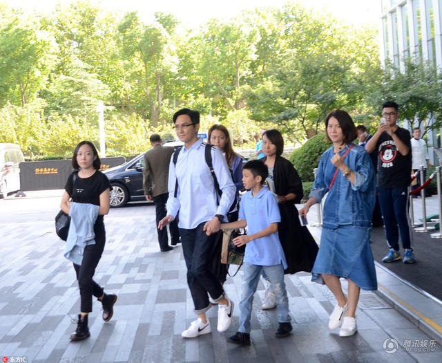 Trương Trí Lâm và Viên Vịnh Nghi kỷ niệm 16 năm ngày cưới - 12 Trương Trí Lâm và Viên Vịnh Nghi kỷ niệm 16 năm ngày cưới - 12