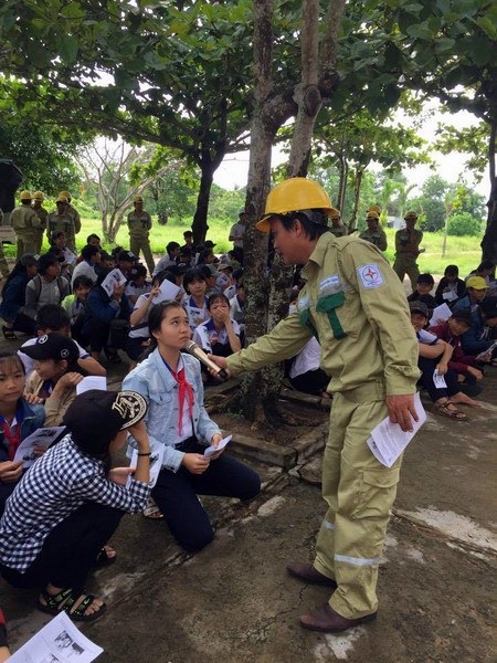 Bảo vệ công trình lưới điện: Khi tuyên truyền không khô cứng - 1 Bảo vệ công trình lưới điện: Khi tuyên truyền không khô cứng - 1