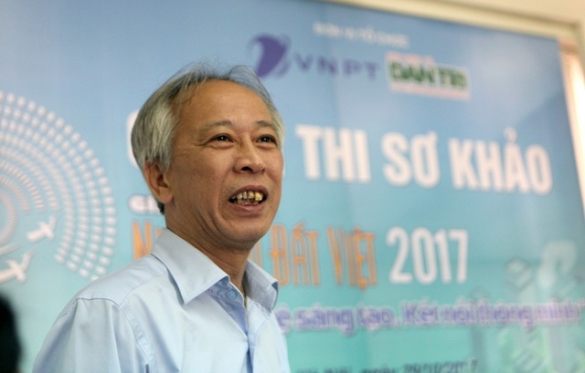 Giải thưởng Nhân tài Đất Việt: Đi tìm các gương mặt xuất sắc vào vòng chung khảo - 3
Ông Nguyễn Long - Chủ tịch Hội đồng giám khảo lĩnh vực CNTT