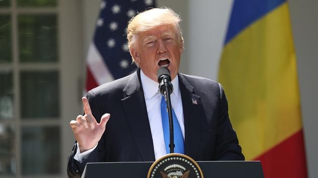 Tổng thống Trump sẵn sàng điều trần về lùm xùm với cựu giám đốc FBI - 1
Tổng thống Mỹ Donald Trump. (Ảnh: Getty)