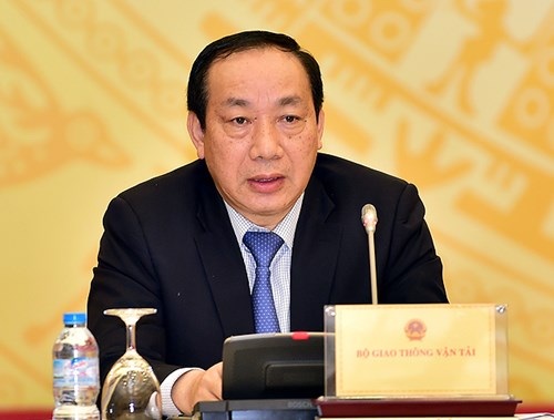 Bộ GTVT: “Uber, Grab rất thuận lợi, được người dân hưởng ứng!” - 1 Thứ trưởng Bộ GTVT Nguyễn Hồng Trường (ảnh VGP)