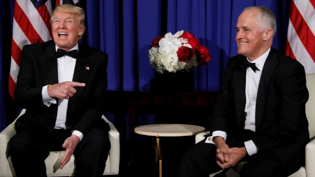 Lộ ghi âm Thủ tướng Australia chế giễu Tổng thống Trump - 1
Tổng thống Mỹ Donald Trump và Thủ tướng Australia Malcolm Turnbull trong cuộc hội đàm tại New York. (Ảnh: Reuters)
