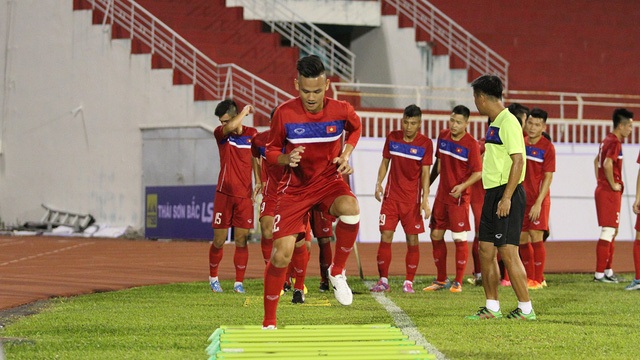 U20 Việt Nam 1-4 U20 Argentina: Sai lầm hàng thủ - 7 U20 Việt Nam 1-4 U20 Argentina: Sai lầm hàng thủ - 7