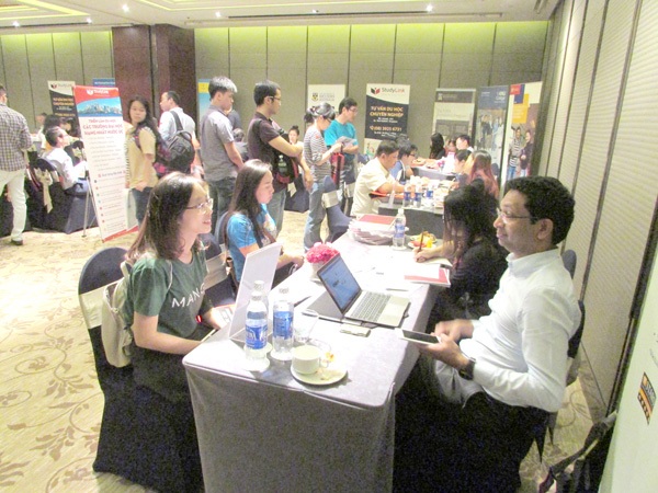 Những suất học bổng giá trị từ những trường danh tiếng hạng nhất nước Úc - 2 Những suất học bổng giá trị từ những trường danh tiếng hạng nhất nước Úc - 2