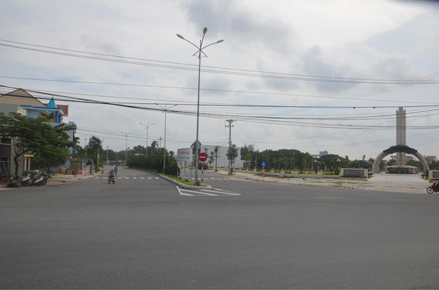 Khu đô thị mới Điện Nam - Điện Ngọc - động lực cất cánh của đô thị miền Trung - 1 Đường trục chính Khu đô thị mới Điện Nam - Điện Ngọc do Tập đoàn Đất Quảng đầu tư xây dựng.