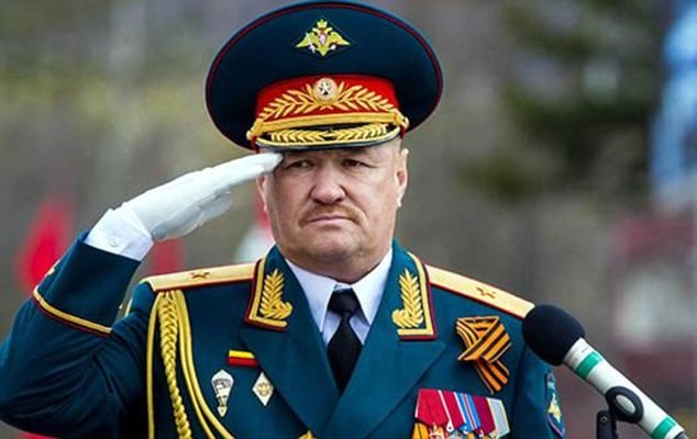 Trung tướng Nga tử trận tại Syria do trúng pháo kích của IS - 1 Tướng Valery Asapov (Ảnh: Dailymail)