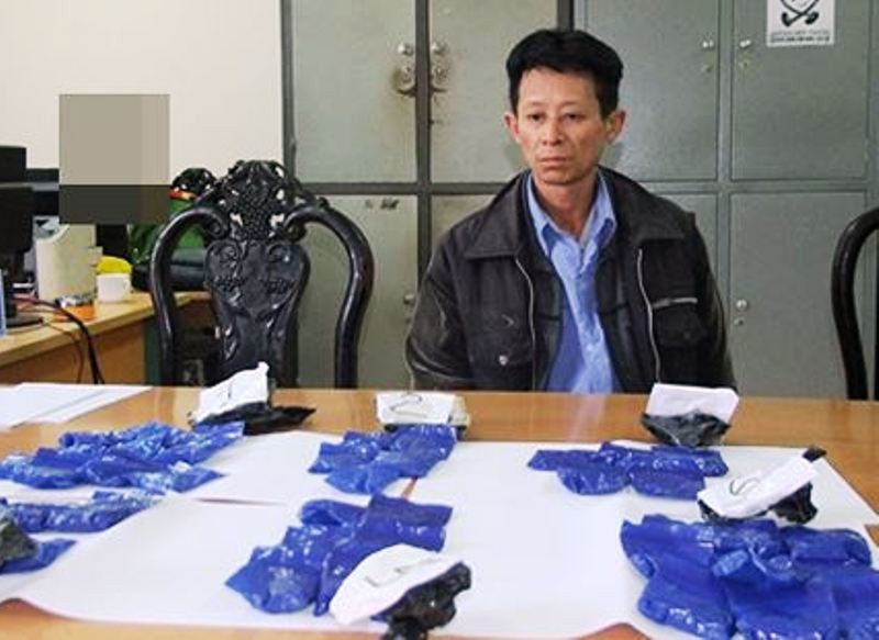 Mua 8.000 viên ma túy tổng hợp về quê bán kiếm lời - Ảnh 1. Mua 8.000 viên ma túy tổng hợp về quê bán kiếm lời - Ảnh 1.