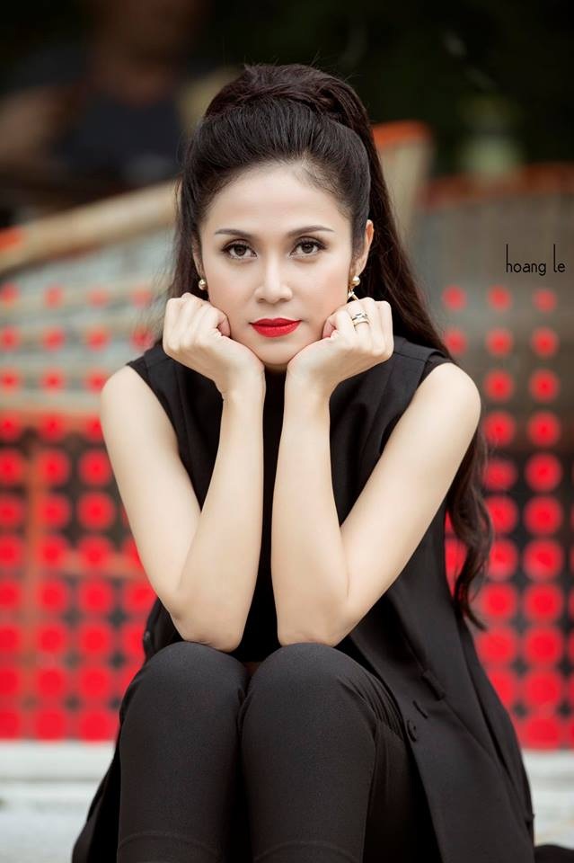Việt Trinh tiết lộ về quãng thời gian trượt dài trong rượu bia vì thị phi bủa vây - 4 Việt Trinh tiết lộ về quãng thời gian trượt dài trong rượu bia vì thị phi bủa vây - 4