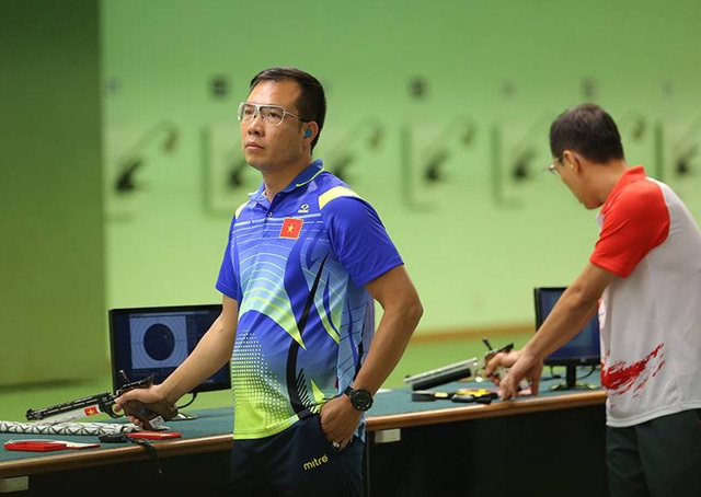 Hoàng Xuân Vinh xin lỗi, Ánh Viên chưa hài lòng - 1
Hoàng Xuân Vinh đã không thể giành HCV ở SEA Games 29