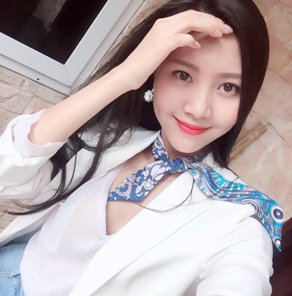 Vũ Ngọc Châm: Từ "bạn gái tin đồn" của Sơn Tùng M-TP đến hot girl "sang chảnh" - 9 Vũ Ngọc Châm: Từ "bạn gái tin đồn" của Sơn Tùng M-TP đến hot girl "sang chảnh" - 9