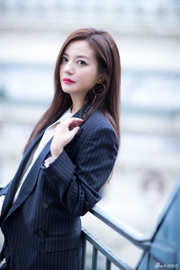 "Én nhỏ" Triệu Vy cuốn hút tại Pháp - 6 "Én nhỏ" Triệu Vy cuốn hút tại Pháp - 6