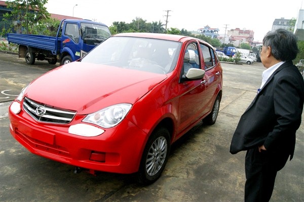 Người Nhật "cúi mình bán xăng"; các ông lớn ô tô Việt quanh năm xin giảm thuế - 4 Trong khi một số DN ô tô nhỏ lao đao, các hãng xe lớn đua nhau xin giảm thuế