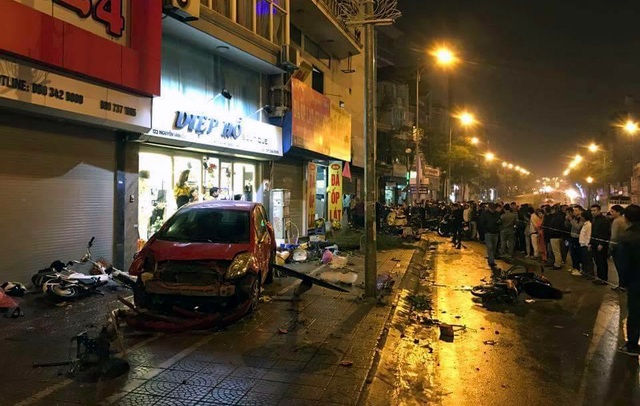 Hiện trường vụ tai nạn tối 7/2.