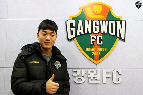 Xuân Trường ghi bàn trong buổi tập của Gangwon - 1
Xuân Trường đã có sự thể hiện tốt trong màu áo Gangwon