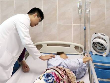 Đột ngột đau cổ, “coi chừng” trật đốt sống - 1 Sau phẫu thuật, sức khỏe bệnh nhân đã ổn định (ảnh: bệnh viện cung cấp)