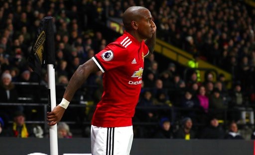 Đội hình tiêu biểu vòng 14 Premier League: Rooney rực sáng - 2 Ashley Young tỏa sáng rực rỡ trong màu áo MU