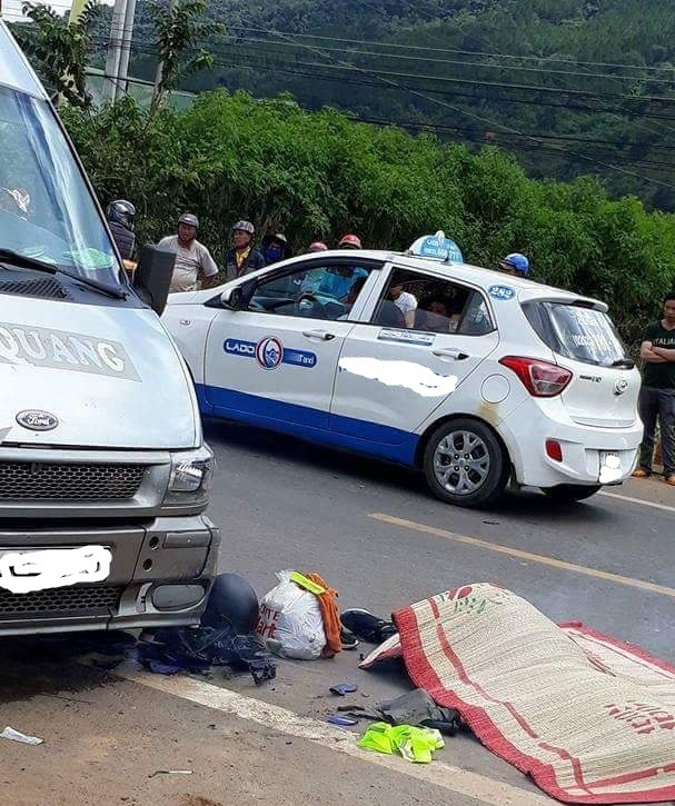 Một phượt thủ tử nạn trên đường lên Đà Lạt - 1 Hiện trường vụ tai nạn