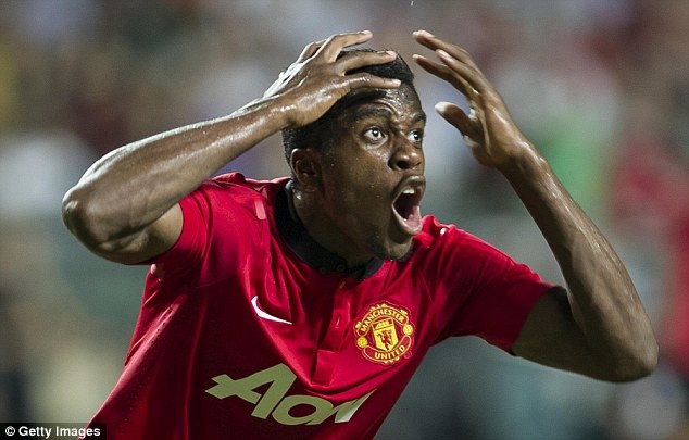 Zaha là hợp đồng cuối cùng Sir Alex Ferugson mang về MU. Ông chiêu mộ tiền vệ người Bờ Biển Ngà vào tháng 1/2013 với mức phí 15 triệu bảng. Tuy nhiên, theo giao kèo, Zaha tiếp tục ở lại thi đấu cho Crystal Palace tới cuối mùa giải. Do đó, Sir Alex Ferguson không kịp sử dụng Zaha, khi ông nghỉ hưu vào cuối mùa 2012/13. Sau đó, David Moyes và Van Gaal đều sử dụng không thành công Zaha. Cầu thủ này rời MU trở lại Crystal Palace vào năm 2015.