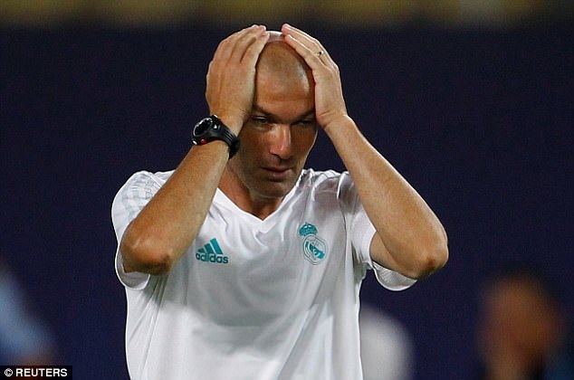 
HLV Zidane đang đau đầu với phong độ của Real Madrid thời gian gần đây
